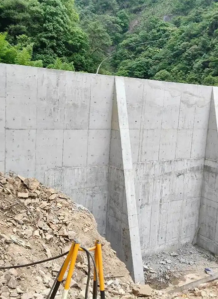 聊城茌平县重力式挡土墙